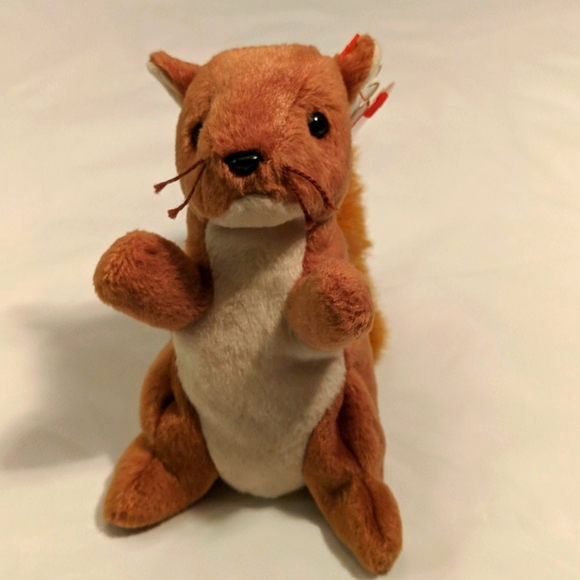 nuts the squirrel beanie baby 1993